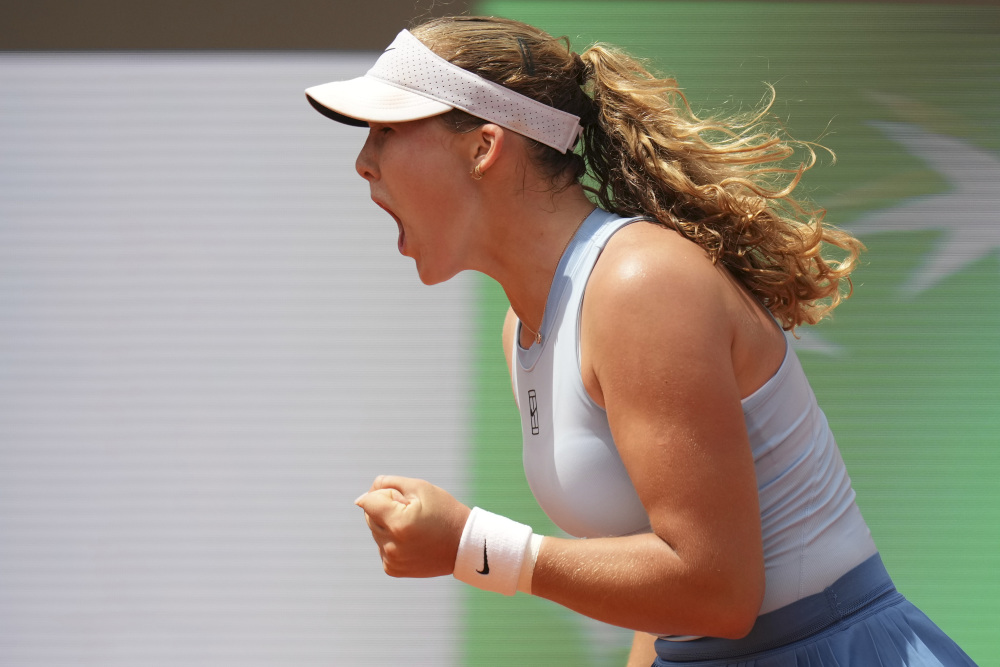 科尔：库明加今天不打预计可以出战湖人 目前为每日观察状态.