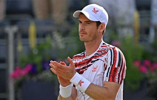 中国男篮与荷兰热身赛数据：三分命中率36% 全队3人得分上双余嘉豪16+10